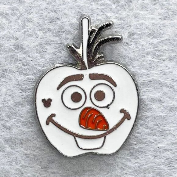 🔮‎ 5/$25 Disney Frozen Olaf Candy Apple Pin - Picture 1 of 2